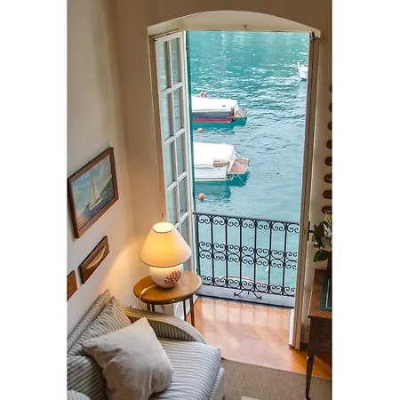公寓 Altido Stylish Seaview In